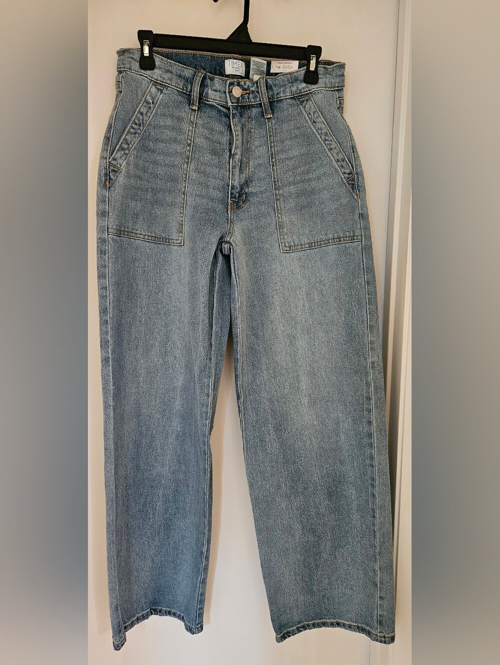 Time and Tru Women's Size 10 Utility Trouser Jeans Relaxed Fit Medium Wash NWT